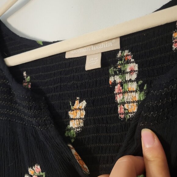 Black Floral Dress with Border Size 28W plus Host Pick - Picture 6 of 7